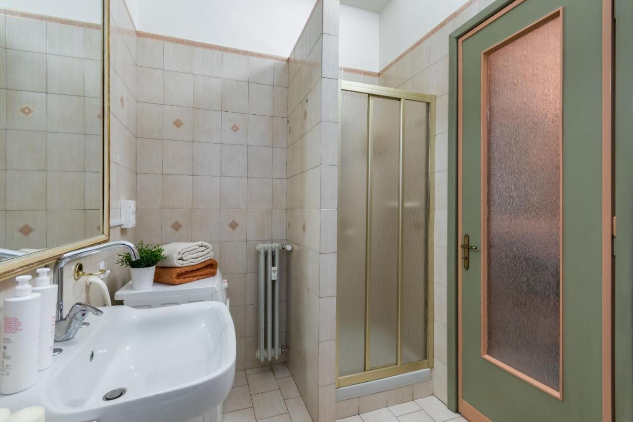 Elegante E Raffinato In Zona Crocetta Turim Exterior foto